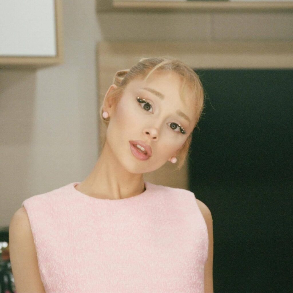 Ariana Grande Height: You Won't Believe How Tall She Is!