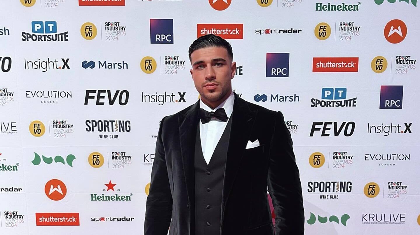 Tommy Fury Height: The Exact Height of the Boxing Star